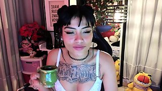 Tattoed Amateur Webcam Girl Hot Dildo Action Masturbation