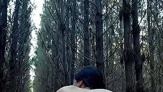 Big boob brunette masturbates on webcam