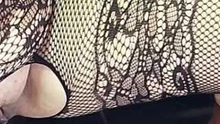 Curvy Wife Dominatrix Is Peeing in Slave's Mouth