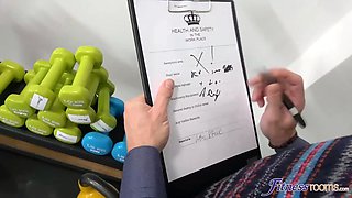 Nerd inspector is shocked by fitness cougar - sport guest rooms