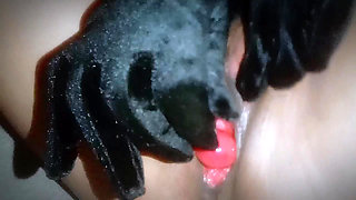 Masturbate with Lollipop for Wet Meaty Pussy