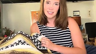 maggierosexo - Aunty Gives You a Hand & a Mouth