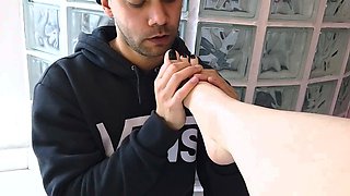 Mike Fetish - Timid Bbw Girl Tries Foot Worship For The