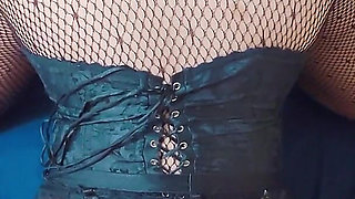 Naughty Stepsister Gets a Huge Cumshot on Her Back as a Christmas Gift