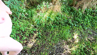 Complete Naked Girl - Hot Tit Punching