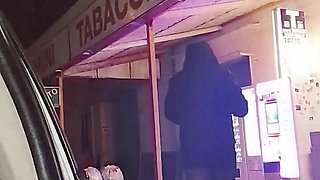 Trav sexy in public