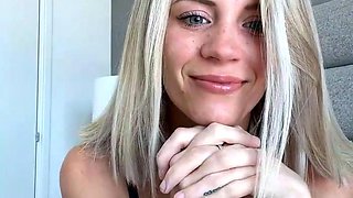 Amateur Blonde Teen Plays Solo with Toy Webcam Porn