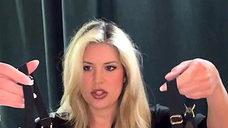 Close up MiLF getting it in the ass