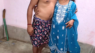 Indian village girl first time with sex video desi beautiful girl video