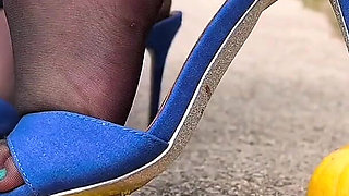 Crushing in Heels