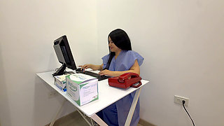 Horny Doctor Fucks Her Patient in the Hospital... in the Middle of a Doctor's Appointment