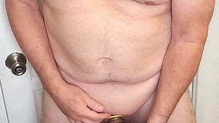 Masturbation demo: Masturbating with a juice bottle + eating my own cum