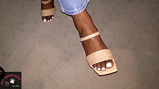 Belle Hadja Pretty Feet of the Night