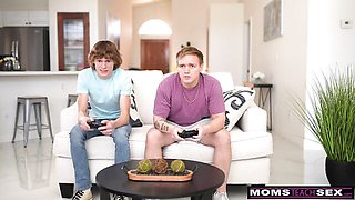 Moms Teach Sex - brunette scene