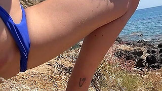 Strong Piss with Beach View! Redhead Girl Pee