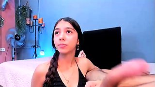 Amateur Brunette Teen blowjobs in the toilet on Webcam
