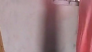 Indian Village Girlfriend Ko Kisi Aur Dost Ne Jhamkar Choda