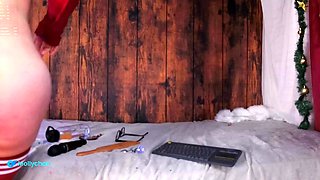 Asian amateur with white stockings toy fucking her clit