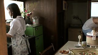 Korean wife on couch Amateur Asian Japanese Korean Webcams