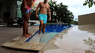 Big Tits Thai Bombshell Gets Picked up in Public Beach