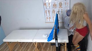 Doctor Patient Sex: Teen Gets Cumshot After Gyno Exam
