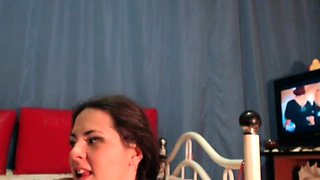 Amateur teen party babes give blowjob and lick pussy