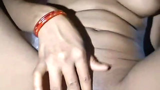 For the first time, an Indian girl masturbated in her house without a BF