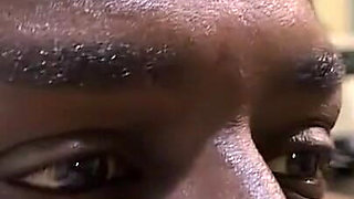 Ava Queen Swinger Night