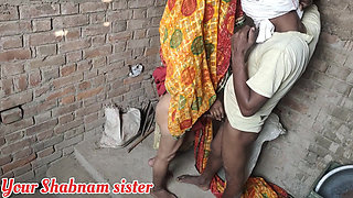 The innocent village daughter-in-law fell for the words of her horny father-in-law __Best Hindi Sex