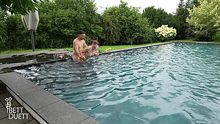 First Pool Fuck on Vacation!!