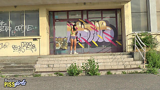 Extrem Public Piss Tenny