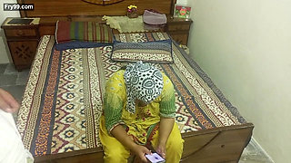 Hot and sexy desi bhabhi fucked by bf