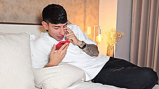 From Innocent Girl on Instagram to Porn Actress, I Still Can't Believe It - Esteban Gamboa & Andrea Castro