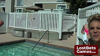 The Strip Freeze Game Is Filled with a Palpable Tension