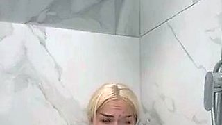 Let's have fun in the shower)