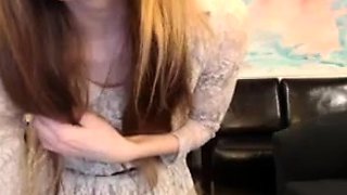 Beautiful wife masturbating show with webcam with toys