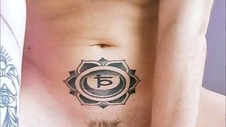 Big boob brunette masturbates on webcam