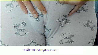 CAMELTOE- SWOLLEN PUSSY- MASTURBATE WITH PAJAMA- RUBBING PUSSY WITH PAJAMA