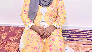 Beautiful Muslim Hijabi indian Girl Hardly Fucking Excilent enjoyment time video.