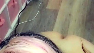 Amateur czech teen in her first toy induced orgasm