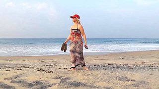 Mature Blonde Wife Enjoys Sex in Stockings