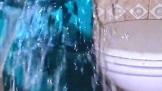 It's so Much Fun to Take a Bath Alone in the Bathroom