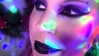 Hot amateur webcam teen masturbates for their fans