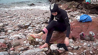 Thick 8mm Wetsuit Struggle & Sea Splash