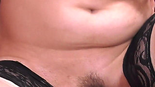 Arab Cougar Sucks 2 Fat Cocks