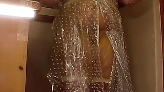 Dominatrix Mistress April - a slave bath