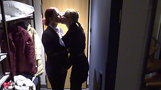 Wtf!? I Took the Company Whore to My Room!!