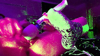 Amateur Webcam Teen Flashes Masturbates