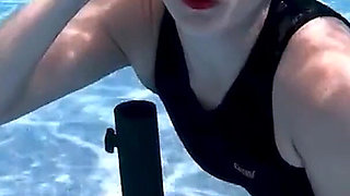 Underwater Wetsuit & Mask Fetish Filling, Bubbles & Breath Control
