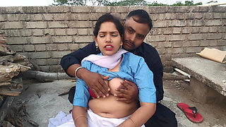 18 Years Virgin College Girl Big Boob Press by Her Step Stepbrother in Outdoor Desi Girl